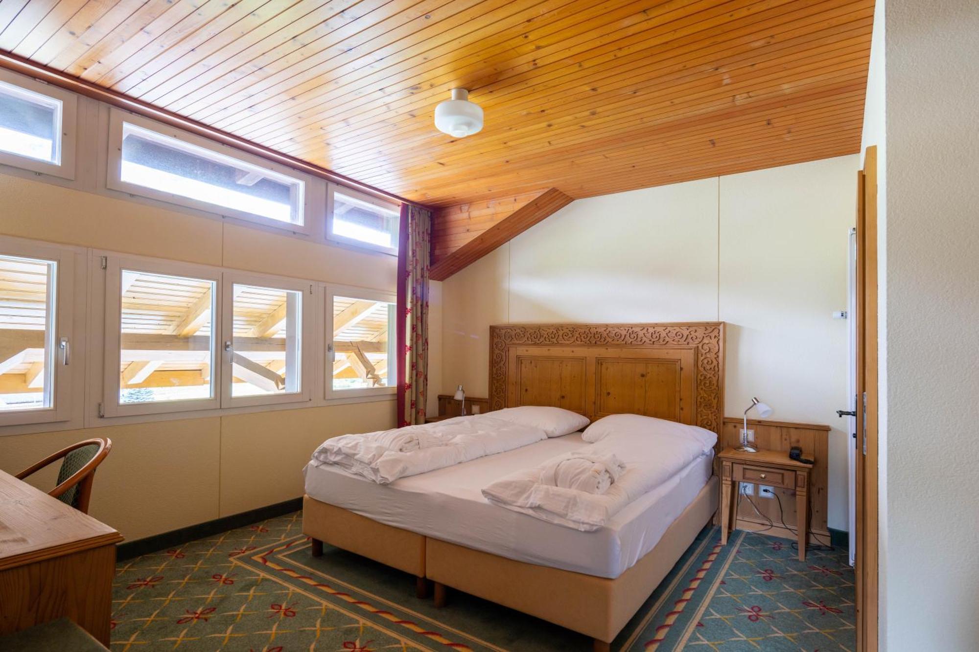 Sporthotel Wildstrubel レンク エクステリア 写真